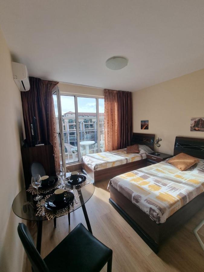 Deluxe Admiral Plaza Apartment Sunny Beach Exterior photo